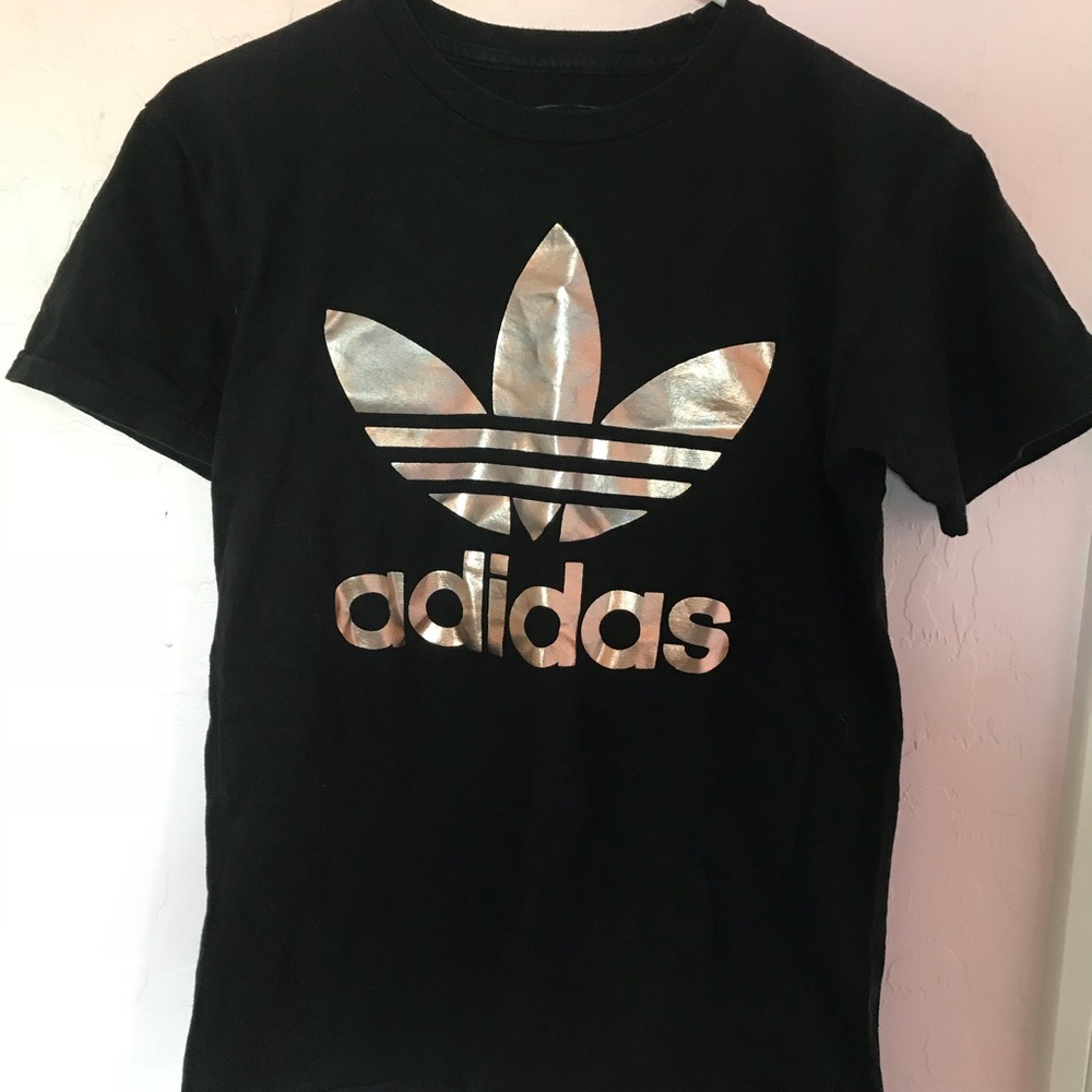 Adidas t-shirt